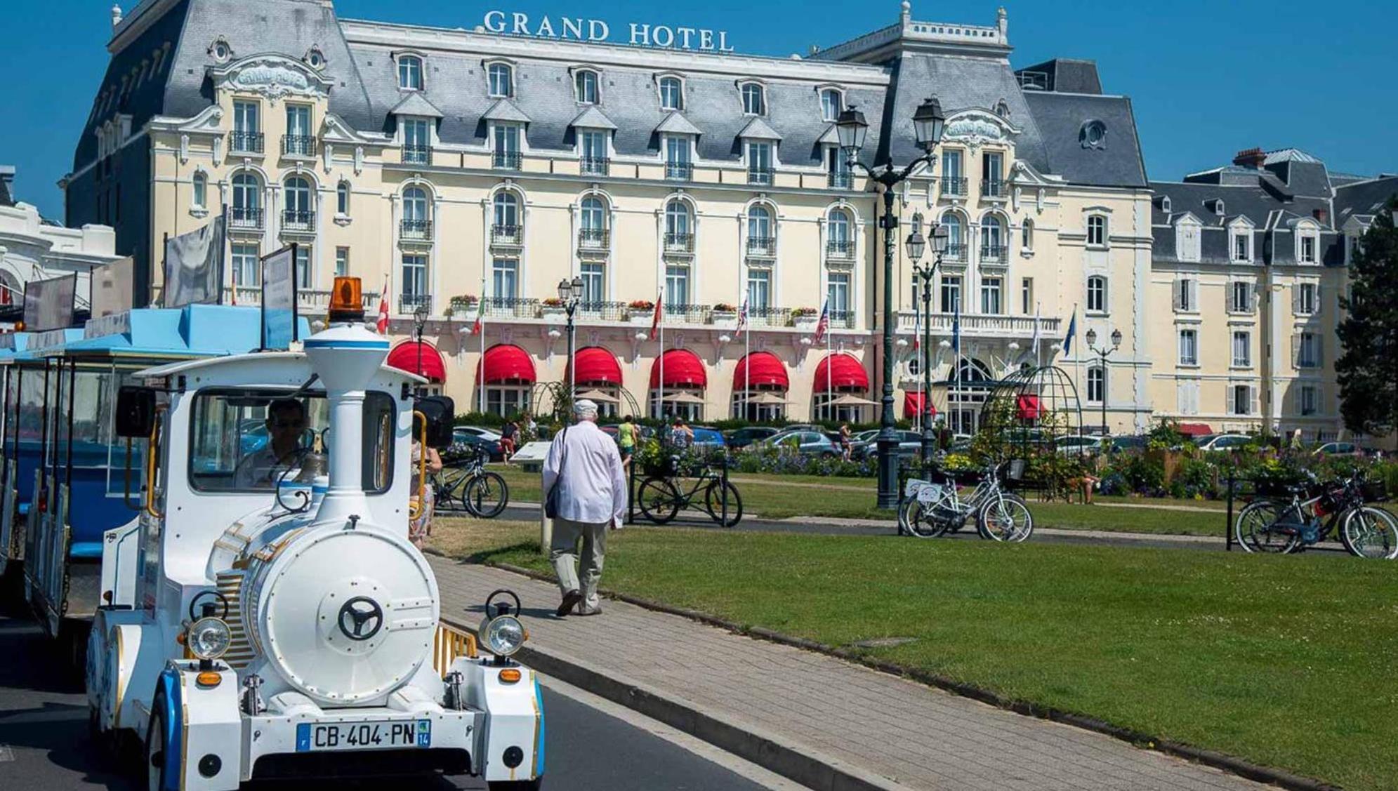 Calme Et Arboree Proche De La * Cabourg